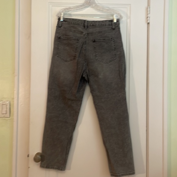 Gray denim distressed jean - Picture 3 of 3